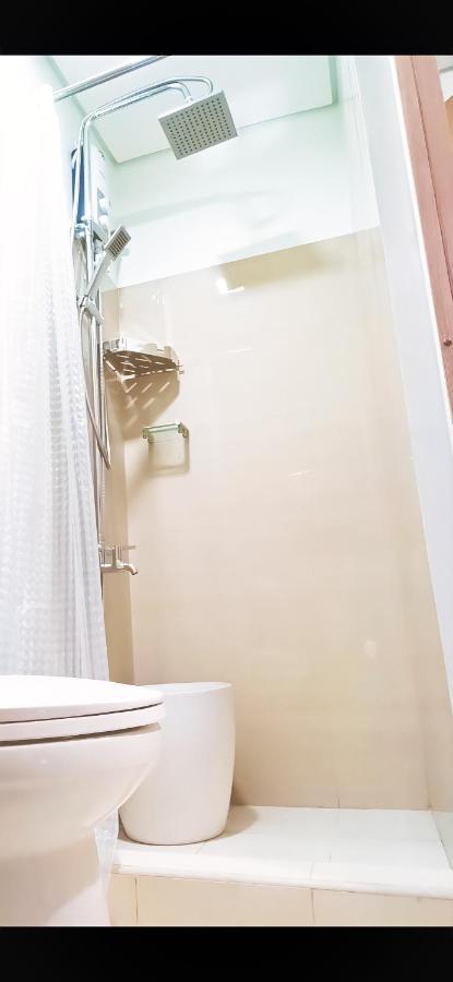 Shore 2 Residences 1Br Deluxe Room In Moa Complex Manille Extérieur photo