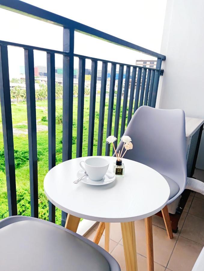 Shore 2 Residences 1Br Deluxe Room In Moa Complex Manille Extérieur photo