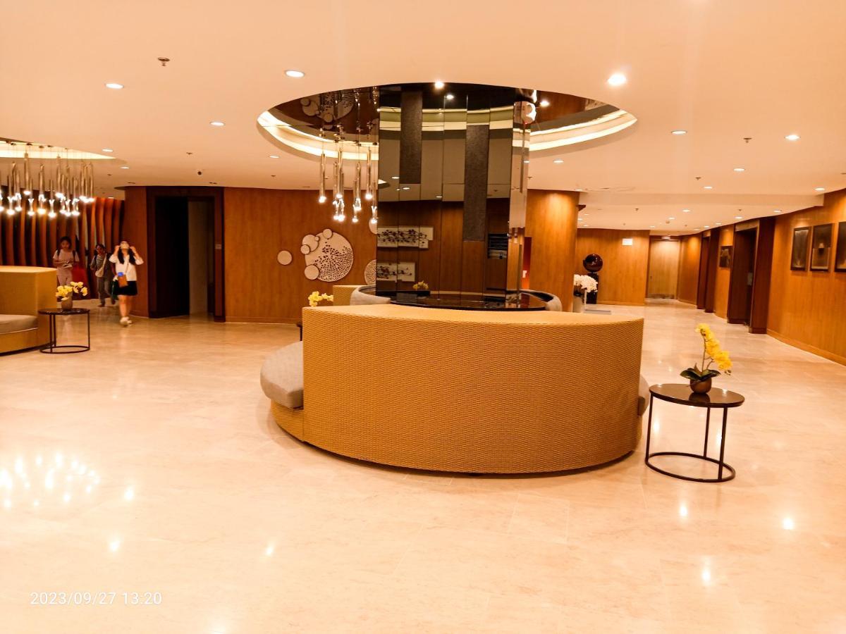 Shore 2 Residences 1Br Deluxe Room In Moa Complex Manille Extérieur photo