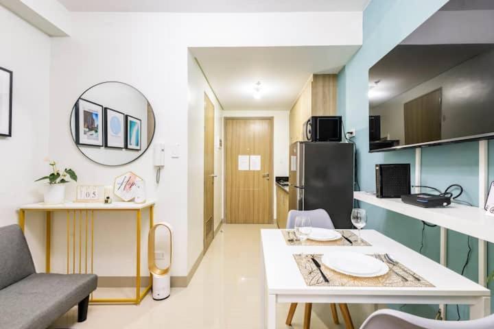 Shore 2 Residences 1Br Deluxe Room In Moa Complex Manille Extérieur photo